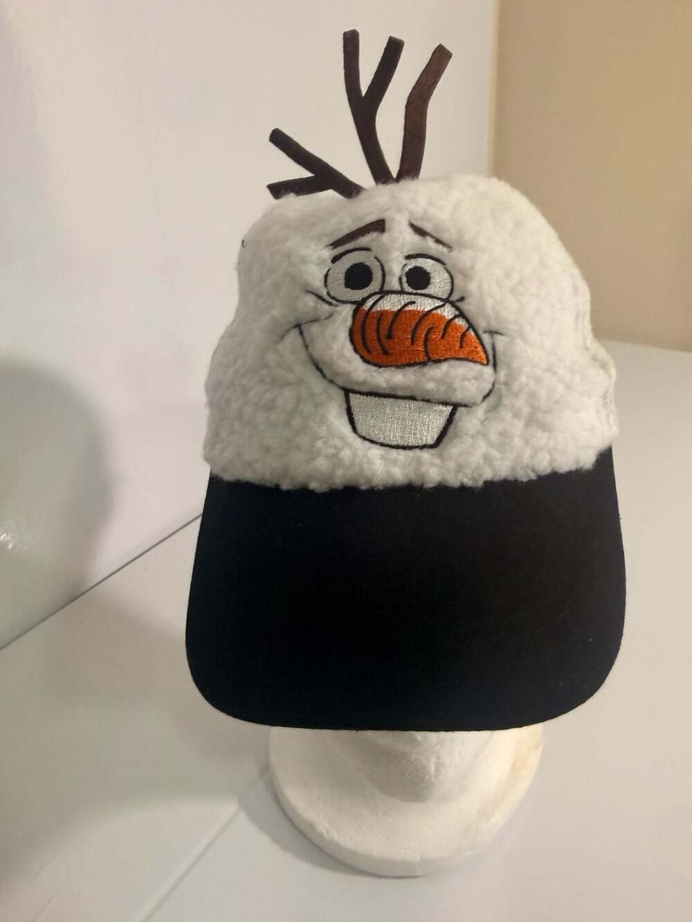 Disney Frozen II Olaf Character Fuzzy Baseball Cap Hat